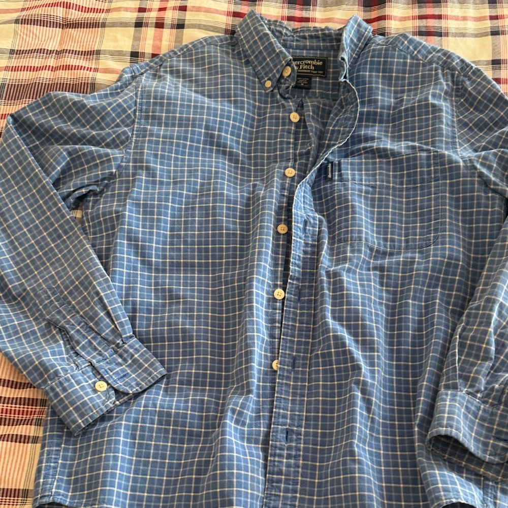 Abercrombie and Fitch Men's Blue Plaid Button Down Shirt